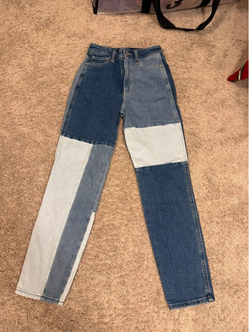 NWOT Hollister Ultra High Rise Mom Jeans Patchwork Colorblock Size 00R